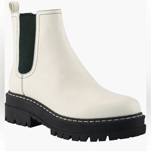 Marc Fisher LTD Padmia Lug Sole Women's White Chelsea Boots